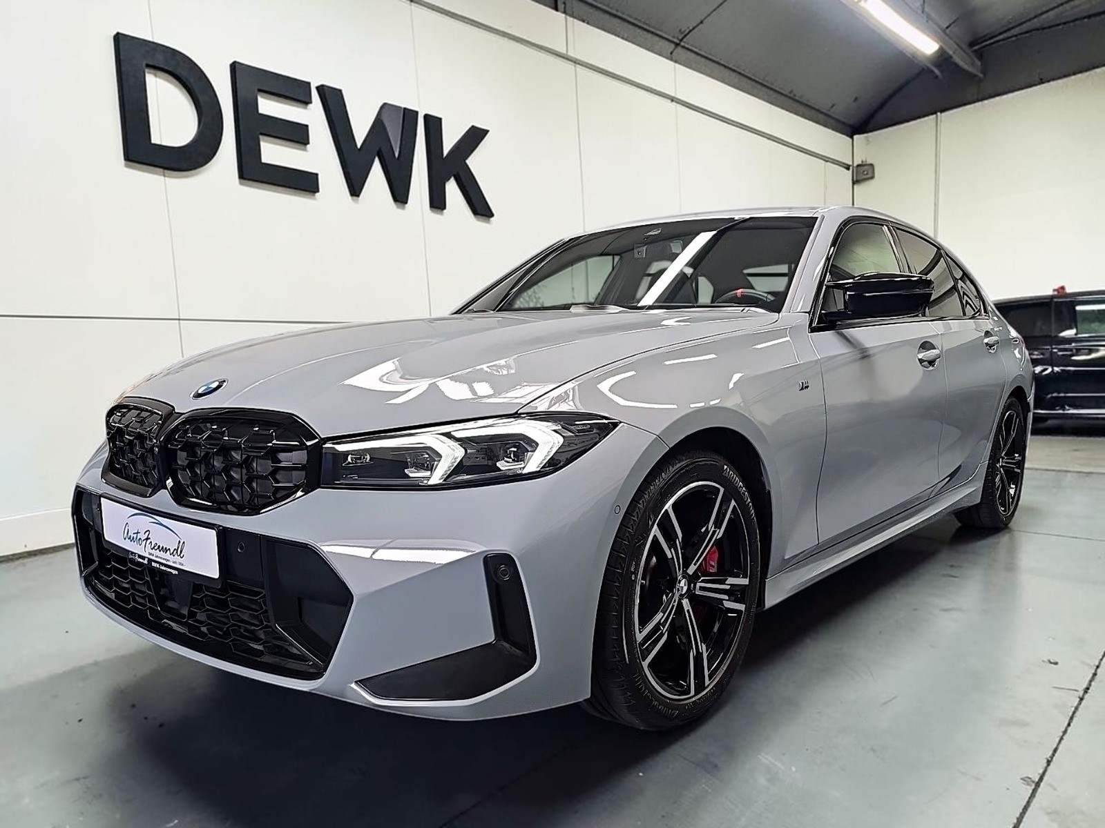 2025 BMW 340i xDrive M Sport